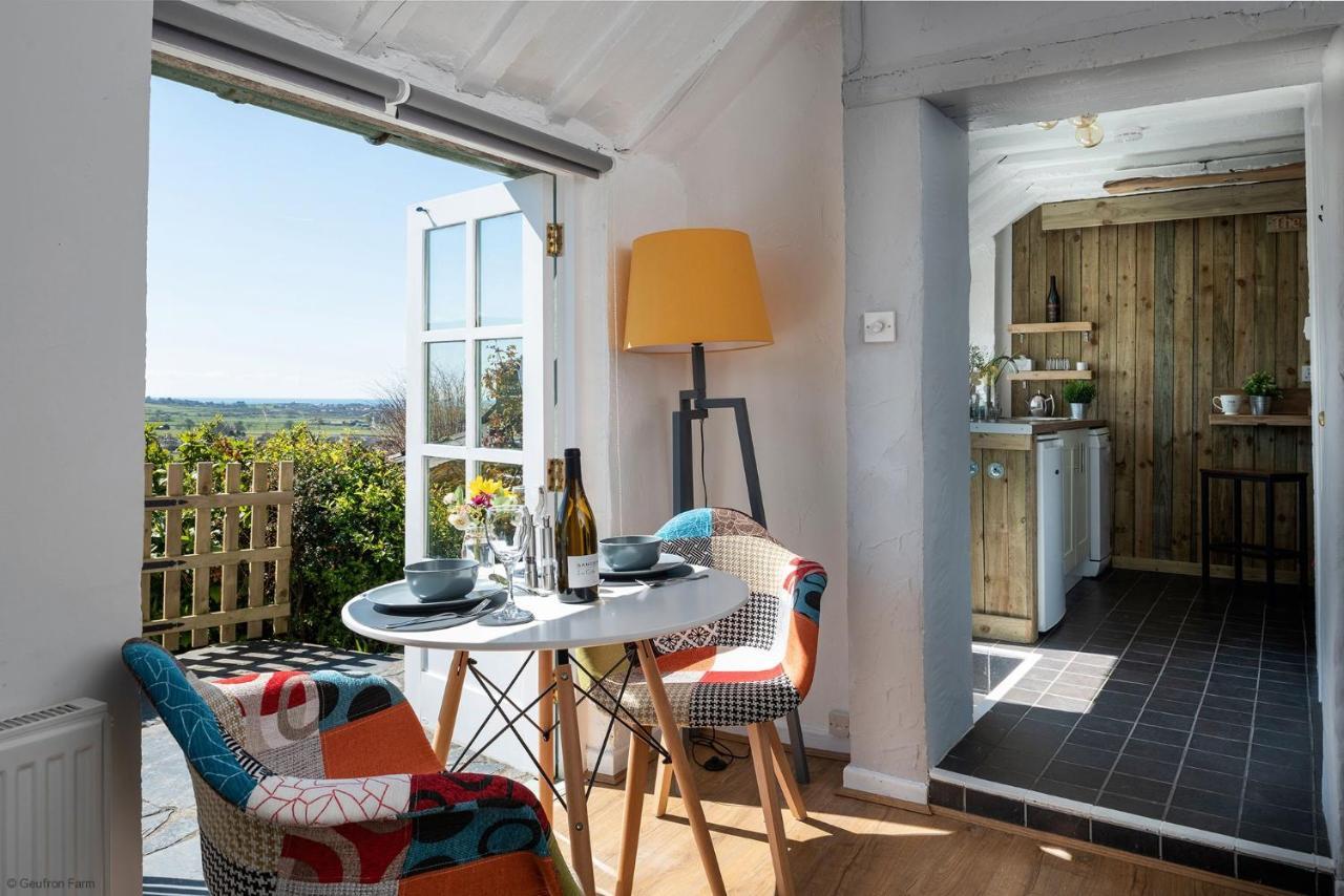 Farmhouse & Cottage At Geufron Farm - Dog Friendly Bryn-crug Extérieur photo